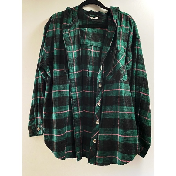 MAURICES Green Plaid Hooded Flannel Top - Picture 3 of 5